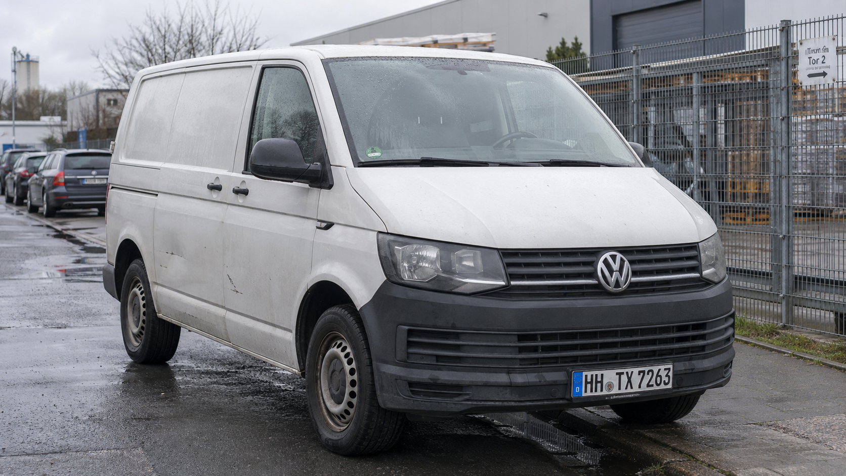 Transporter auf einem Betriebshof